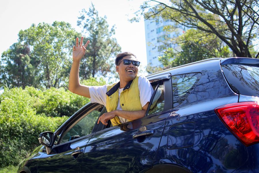 Navigare per le strade di Panama City con una patente di guida internazionale